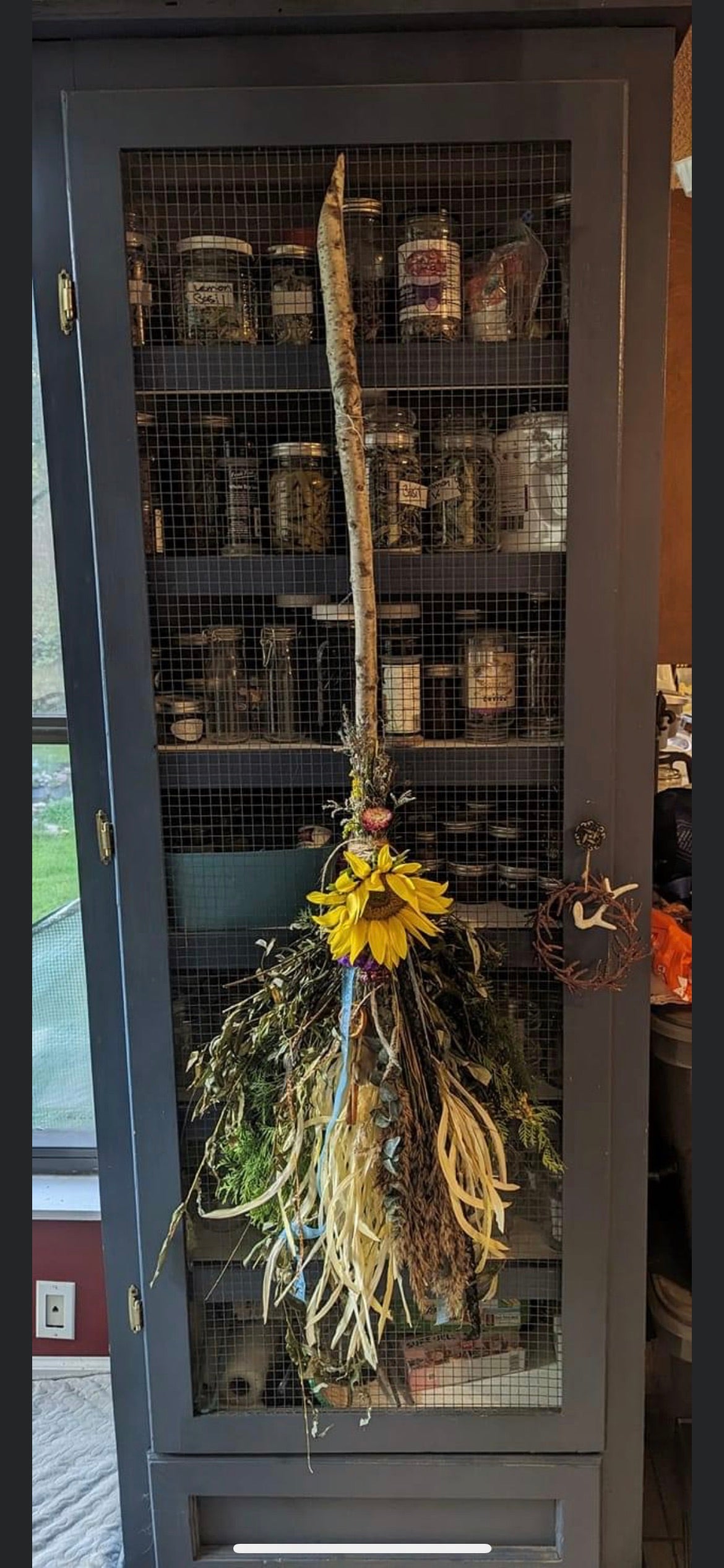 Witchy Broom Event      October 2nd 5:30-7:00pm